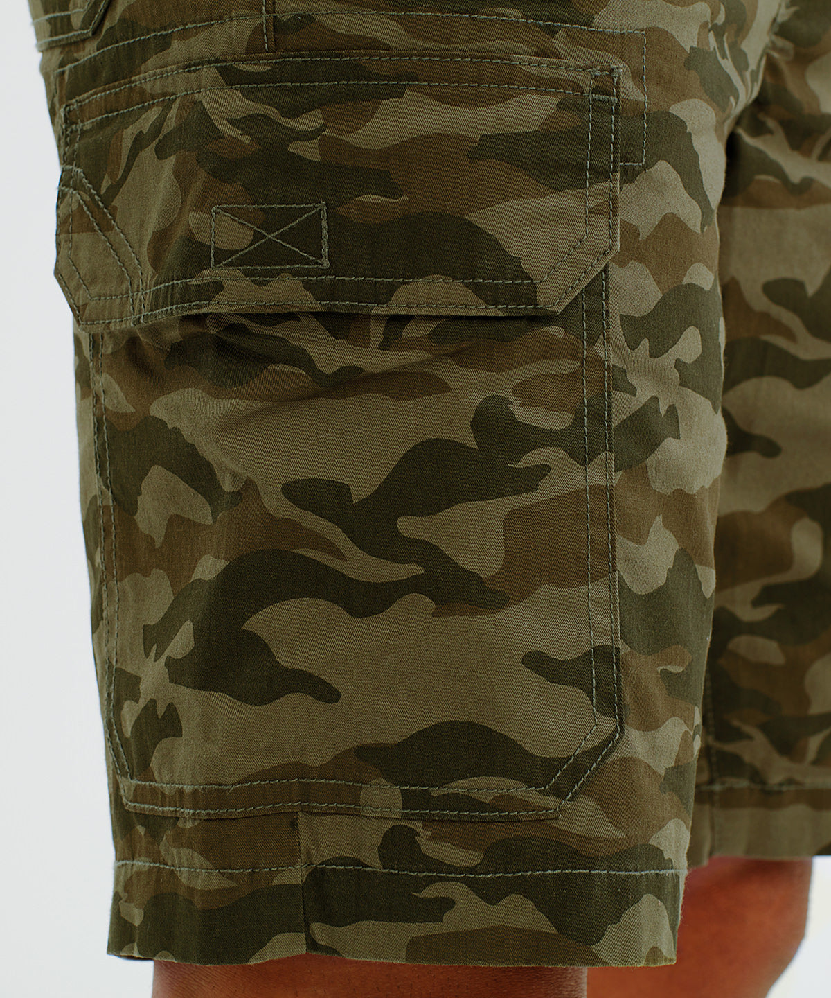 WB906 Men’s Camo Cargo Utility Shorts